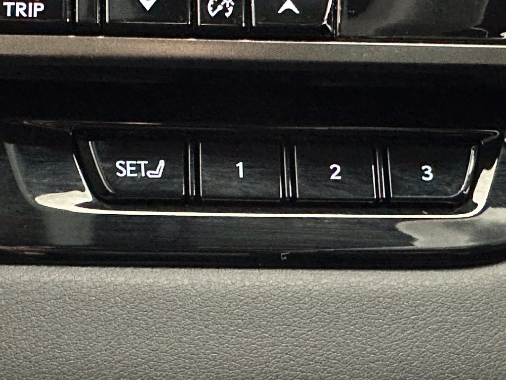 Used 2023 Lexus RX 350 w/ Accessory Package (Z1) AWD/4WD image 42