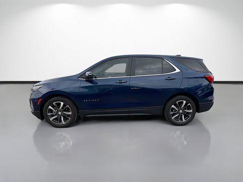 Used 2022 Chevrolet Equinox LT FWD image 2