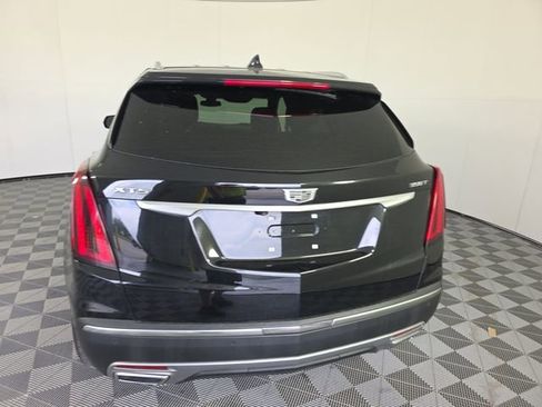 Used 2021 Cadillac XT5 Premium Luxury FWD image 4