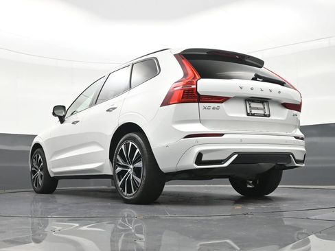 Used 2024 Volvo XC60 B5 Plus w/ Protection Package Premier AWD/4WD image 31