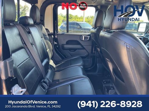 Used 2023 Jeep Gladiator Overland w/ Popular Equipment Package AWD/4WD image 21