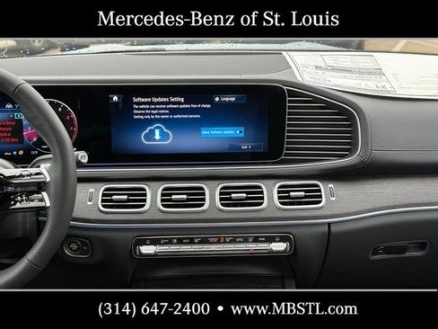 New 2026 Mercedes-Benz GLS 450 4MATIC image 8