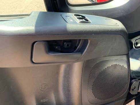 Used 2023 RAM ProMaster 2500 FWD image 14
