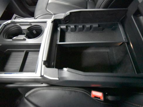 Used 2022 Ford F250 Platinum AWD/4WD image 26