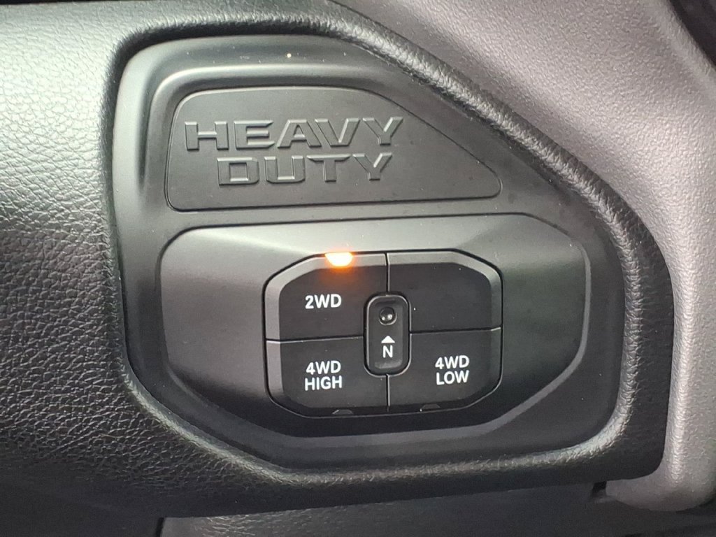 Used 2026 RAM 2500 Big Horn AWD/4WD image 8