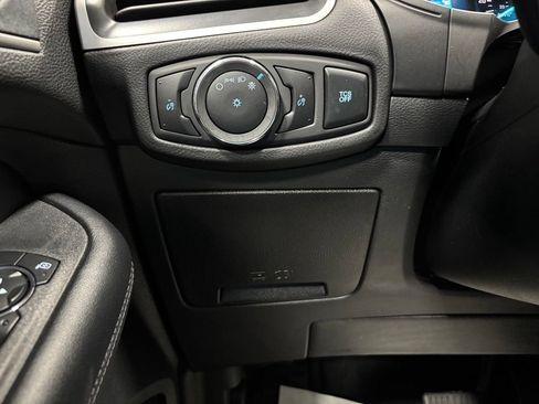 Used 2024 Ford Edge SEL AWD/4WD image 17
