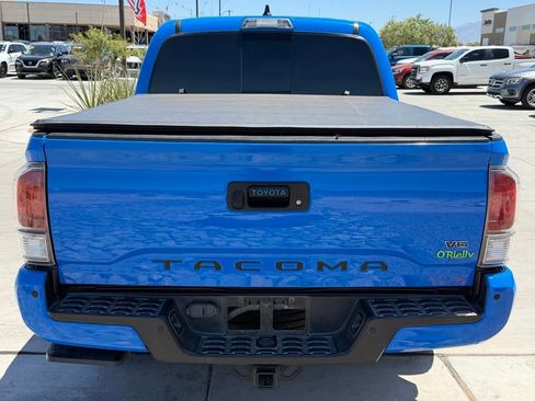 Used 2020 Toyota Tacoma TRD Sport w/ Technology Package RWD image 6