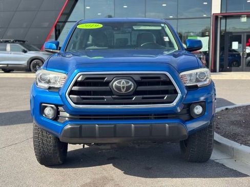 Used 2018 Toyota Tacoma SR5 image 7