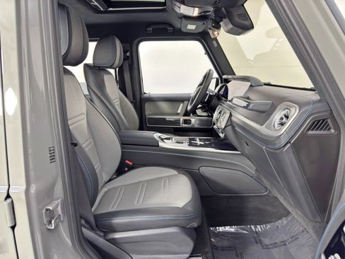 Used 2025 Mercedes-Benz G 580 w/ EQ Technology image 16