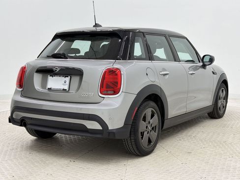 Certified 2023 MINI Cooper 4-Door Hardtop image 9