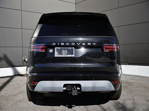 New 2025 Land Rover Discovery Metropolitan Edition image 14
