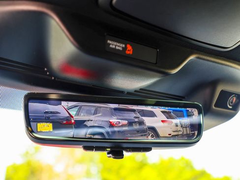 Used 2025 Nissan Armada PRO-4X w/ Pro-4X Premium Package image 25