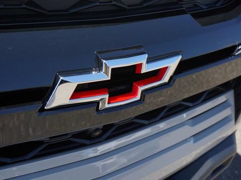 New 2026 Chevrolet Colorado ZR2 w/ Technology Package AWD/4WD image 13