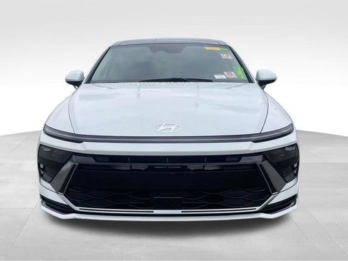 Used 2024 Hyundai Sonata SEL w/ Convenience Package FWD image 6