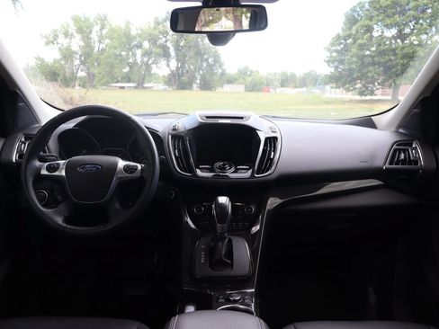 Used 2015 Ford Escape Titanium w/ Equipment Group 301A AWD/4WD image 16