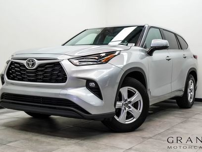 Used 2025 Toyota Highlander LE