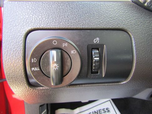 Used 2006 Ford Mustang GT RWD image 27