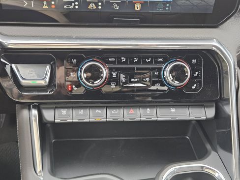 New 2026 GMC Sierra 3500 Denali w/ Denali Reserve Package image 14