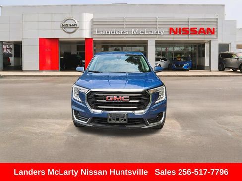 Used 2024 GMC Terrain SLE AWD/4WD image 11