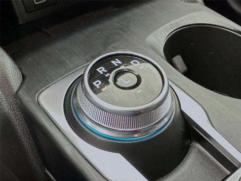 Used 2025 Ford Escape ST-Line image 17