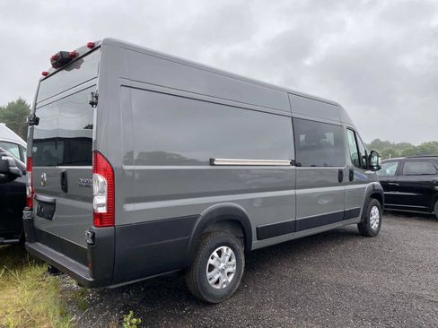 Used 2025 RAM ProMaster 3500 w/ Quick Order Package 22H SLT+ FWD image 3