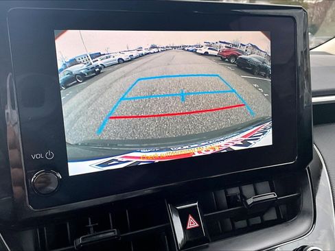 Used 2024 Toyota Corolla LE image 20