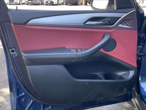 Used 2022 BMW X4 xDrive30i w/ Premium Package 2 image 23