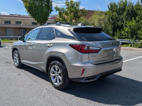 Used 2018 Lexus RX 450h AWD w/ Premium Package image 5