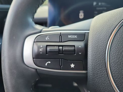 Certified 2025 Kia K5 GT FWD image 20