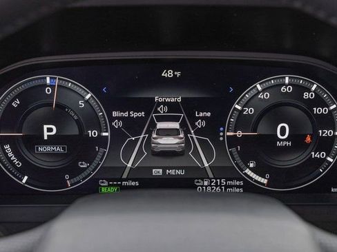 Used 2023 Mitsubishi Outlander SE image 19