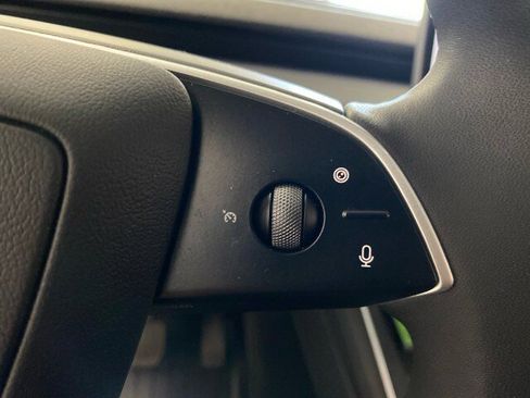 Used 2026 Tesla Model Y 2WD image 18
