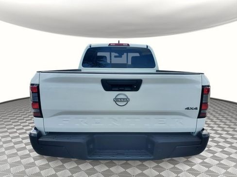 New 2026 Nissan Frontier S image 4