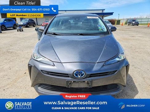 Used 2019 Toyota Prius XLE FWD image 7