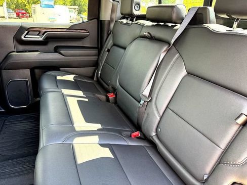 Used 2024 GMC Sierra 1500 SLT AWD/4WD image 23