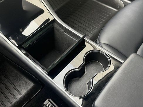 Used 2020 Tesla Model 3 Performance image 13