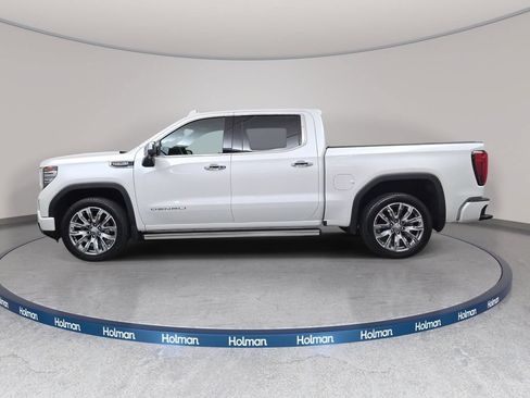 Used 2024 GMC Sierra 1500 Denali AWD/4WD image 9