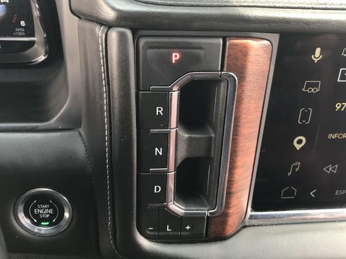Certified 2023 GMC Yukon Denali Ultimate AWD/4WD image 15