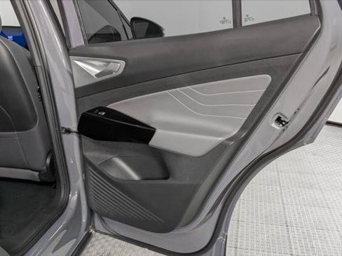 Used 2023 Volkswagen ID.4 S RWD image 21