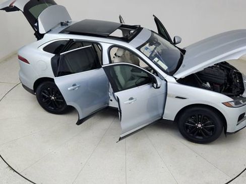 Used 2021 Jaguar F-PACE S image 82