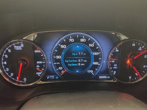 Used 2019 GMC Acadia Denali w/ Technology Package AWD/4WD image 23