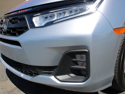 Used 2025 Honda Odyssey EX-L image 4