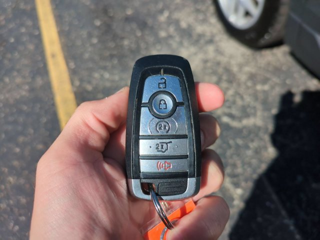 Used 2024 Ford Edge SEL w/ Convenience Package AWD/4WD image 32