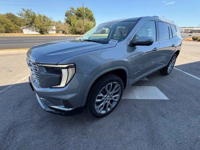 New 2027 GMC Acadia Denali w/ LPO, Floor Liner Package FWD image 29