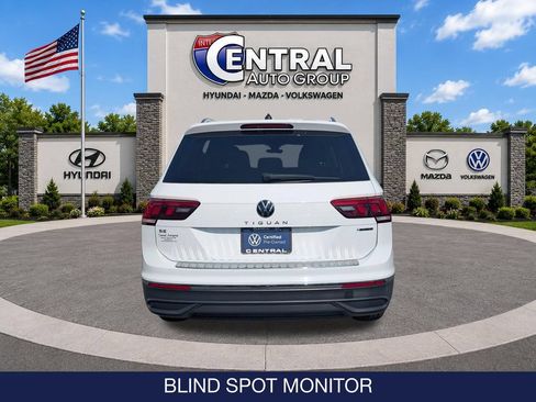 Certified 2024 Volkswagen Tiguan SE AWD/4WD image 7