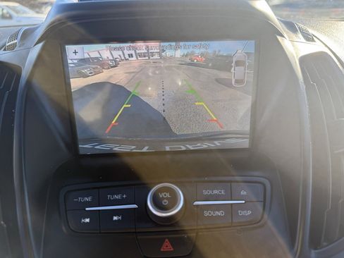 Used 2017 Ford Escape SE w/ Equipment Group 201A image 14