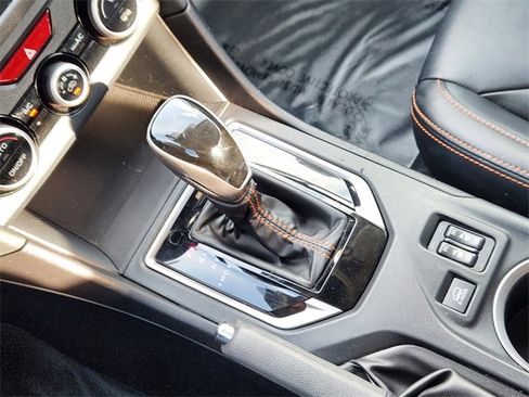 Certified 2021 Subaru Crosstrek 2.5i Limited w/ Moonroof Package 2 image 21