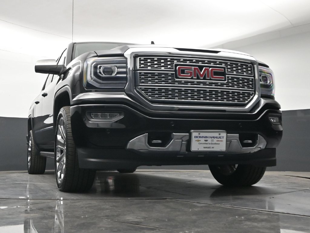 Used 2018 GMC Sierra 1500 Denali w/ Denali Ultimate Package AWD/4WD image 29