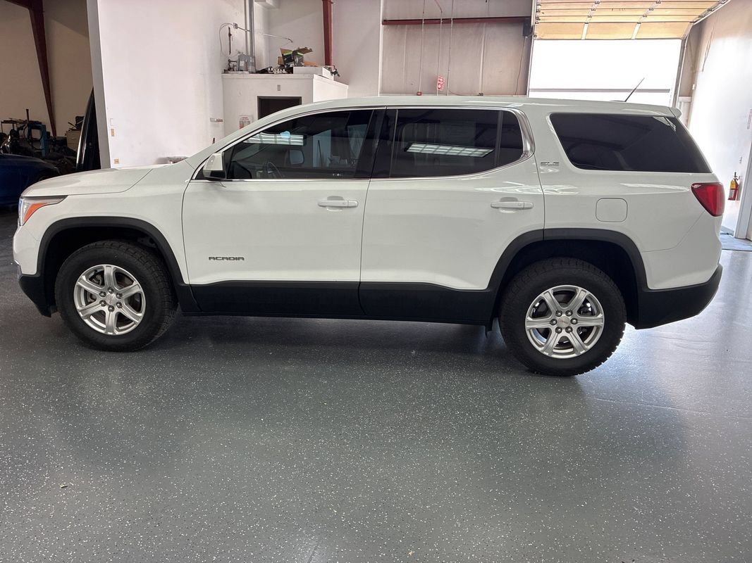 Used 2018 GMC Acadia SLE AWD/4WD image 7