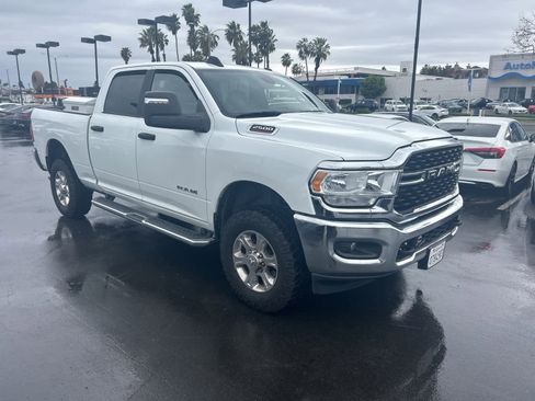 Used 2023 RAM 2500 Big Horn w/ Level 1 Equipment Group image 8