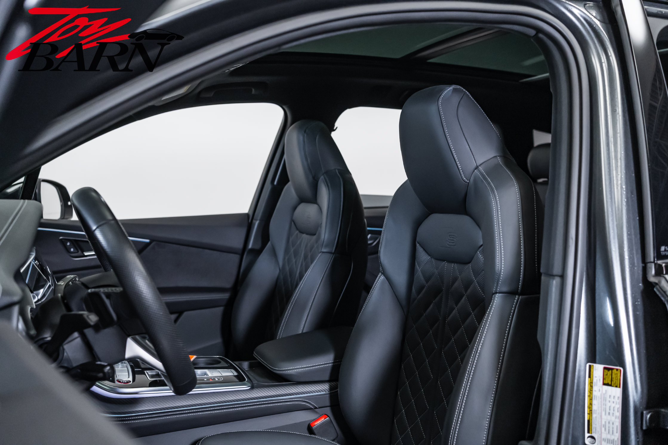 Used 2025 Audi SQ7 Premium Plus AWD/4WD image 22